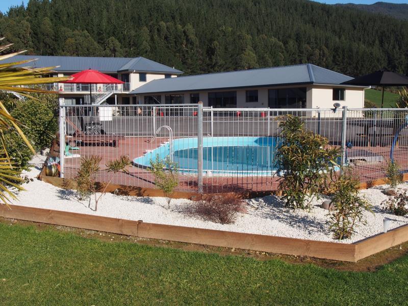 Linkwater Motel And Backpackers מראה חיצוני תמונה